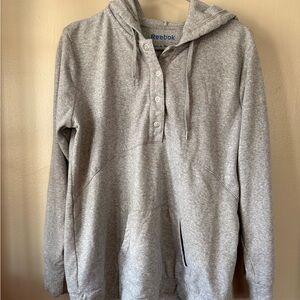 Reebok Maternity Light Gray Hoodie Sweater A Pea in the Pod
